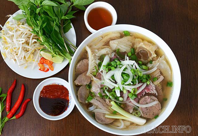 Sá sùng nấu phở thơm ngon, ngọt thanh