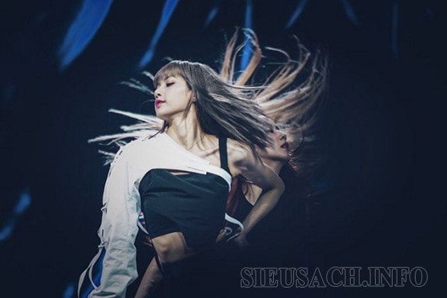 Lisa - Main Dancer của BlackPink