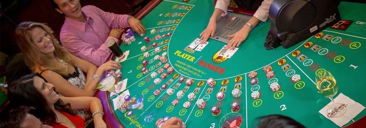 Hướng dẫn của chuyên gia để chơi Baccarat một cách hoàn hảo