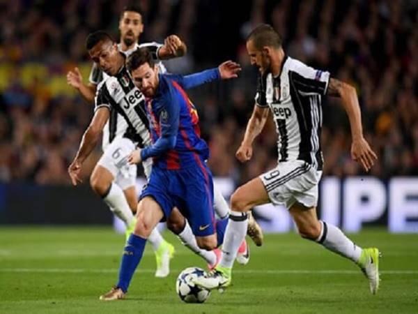 Kỹ thuật kèm người khu vực và các phương pháp phòng ngự